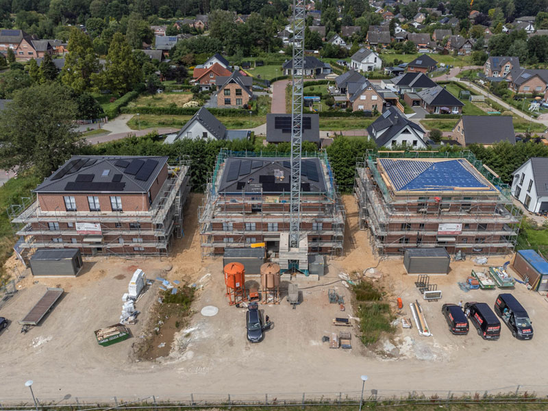 Bauunternehmen Lüneburg - inhabergeführte Baufirma - für Bauvorhaben in der Stadt und dem Landkreis Lüneburg  & Umgebung - Bauprojekt / Referenz Neubau in Niedersachsen, Neubauquartier Mehrfamilienhäuser Eigenheim