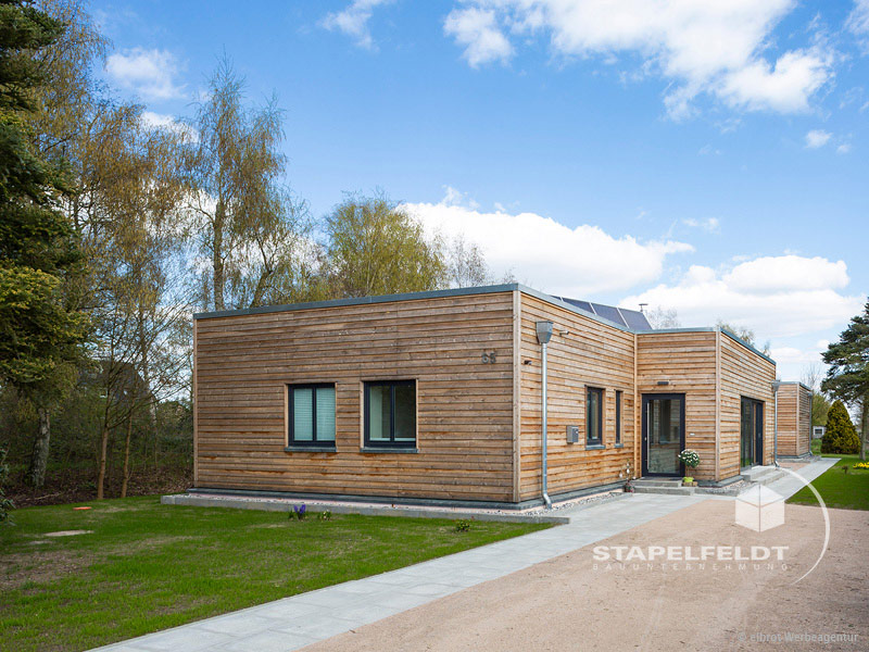 Umbau Umbaumaßnahmen Sanierung Sanierungsmaßnahmen Kirchwerder Holzfassade Mauerfassade Horizontalsperre Fundament Abbrucharbeiten Mauerwerk Sohlenplatte Bauunternehmen Stapelfeldt Bauunternehmung Geesthacht Großraum Hamburg Lauenburg Lüneburg