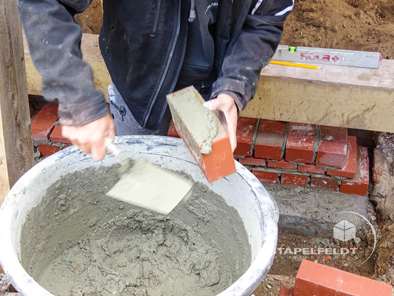 Haus Anna Elbe Sanierung Sanierungsmaßnahmen Denkmalschutz historisch Fachwerkhaus Verblendziegel Fachwerk Altengamme Reetdachhaus Fundament Mauerwerk Sohlenplatte Bauunternehmen Stapelfeldt Bauunternehmung Geesthacht Großraum Hamburg Lauenburg Lüneburg