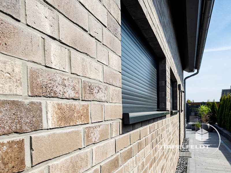 Börnsen Neubau Neubauvorhaben Hausbau Wohnhaus lichtdurchflutetes Einfamilienhaus Rohbau Maurerarbeiten Sohlplatte Bodenplatte Bauunternehmen Stapelfeldt Bauunternehmung Geesthacht