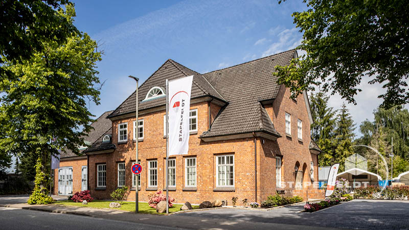 Sanierung Sanierungsmaßnahmen Sanierungsbau Sanierungsarbeiten Bausanierung Feuerwache Pulverfabrik Düneberger Straße Denkmalschutz historische Komplettsanierung Bauunternehmen Stapelfeldt Bauunternehmung Geesthacht Großraum Hamburg Lauenburg Lüneburg