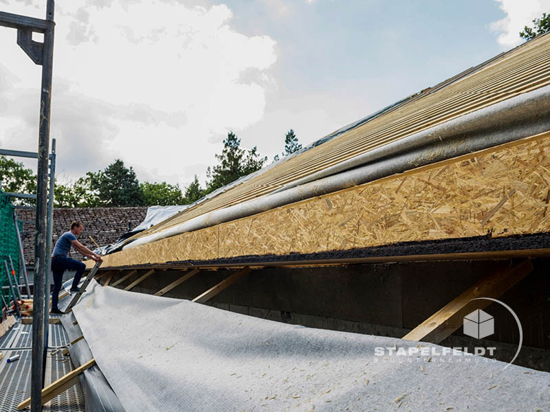 Dachausbau Umbau Umbaumaßnahmen Seniorenheim Altenheim Seniorenanlage Aufstockung Wohltorf barrierefreies Wohnen Bauen Barrierefreiheit rollstuhlgerecht Bauunternehmen Stapelfeldt Bauunternehmung