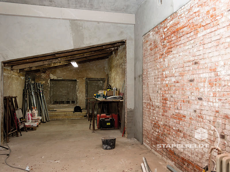 Bauunternehmen für Industriebau Bauunternehmen Umbau Schlachthof Verwaltungsgebäude Büroetage Hamburg Sankt Pauli Abbrucharbeiten Sanierung Fassade Denkmalschutz Sanierungsmaßnahmen Lagerhalle Werkshalle Industriegebäude Stapelfeldt Bauunternehmung