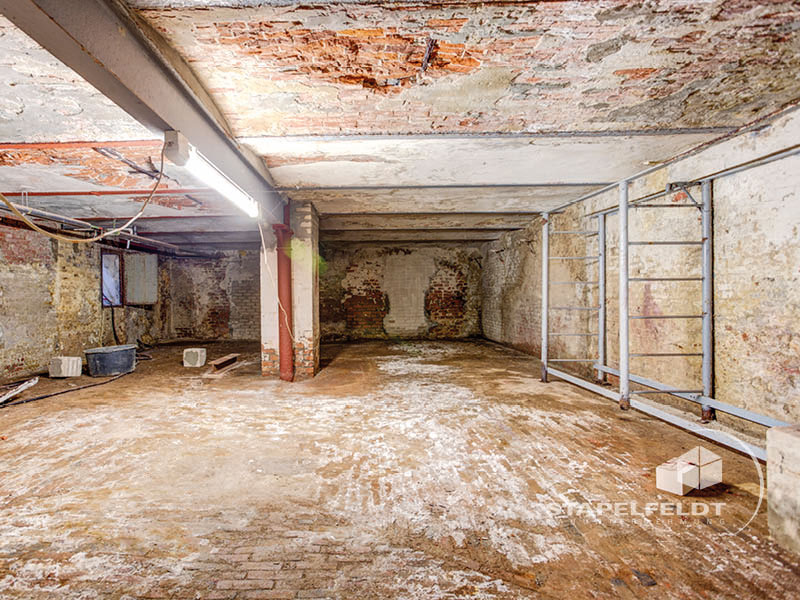 Bauunternehmen für Industriebau Bauunternehmen Umbau Schlachthof Verwaltungsgebäude Büroetage Hamburg Sankt Pauli Abbrucharbeiten Sanierung Fassade Denkmalschutz Sanierungsmaßnahmen Lagerhalle Werkshalle Industriegebäude Stapelfeldt Bauunternehmung