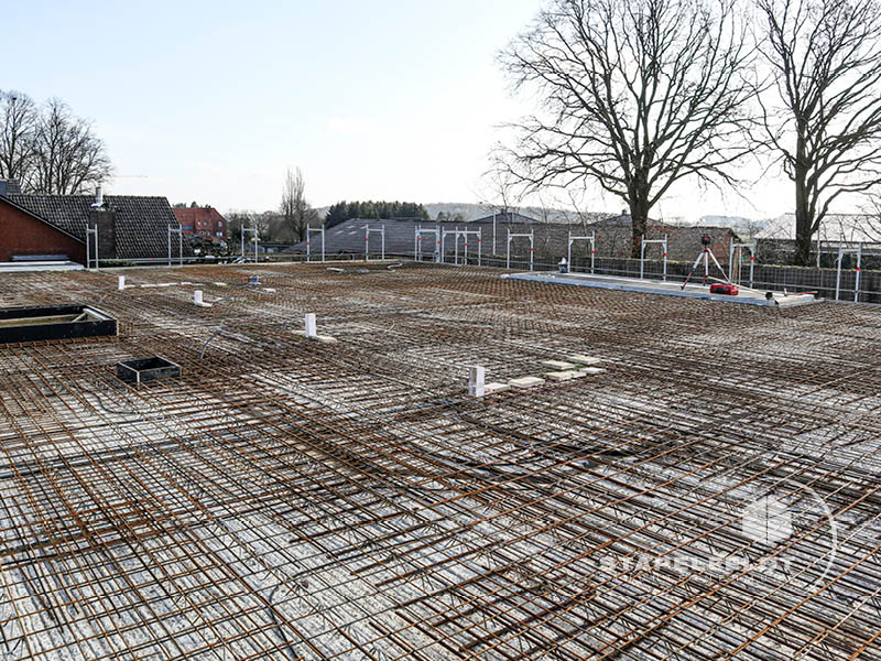 Haus bauen Büchen Pötrau Bauunternehmen Neubau Neubauvorhaben Neubauwohnungen Hausbau Wohnhaus Energieeffizienz KfW55 barrierefreie Wohnungen DIN 18040-1/2 Mehrfamilienhäuser Raiffeisenbank eG Rohbau Großen Sandkamp Stapelfeldt Bauunternehmung