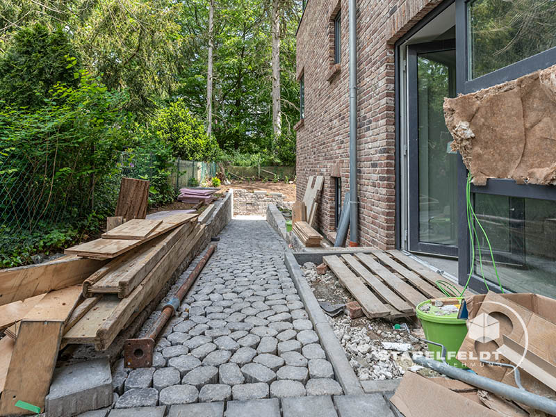 Außenanlagen im Neubau – Wege und Pflaster, Mehrfamilienhaus Witzhave | Stapelfeldt Bauunternehmung