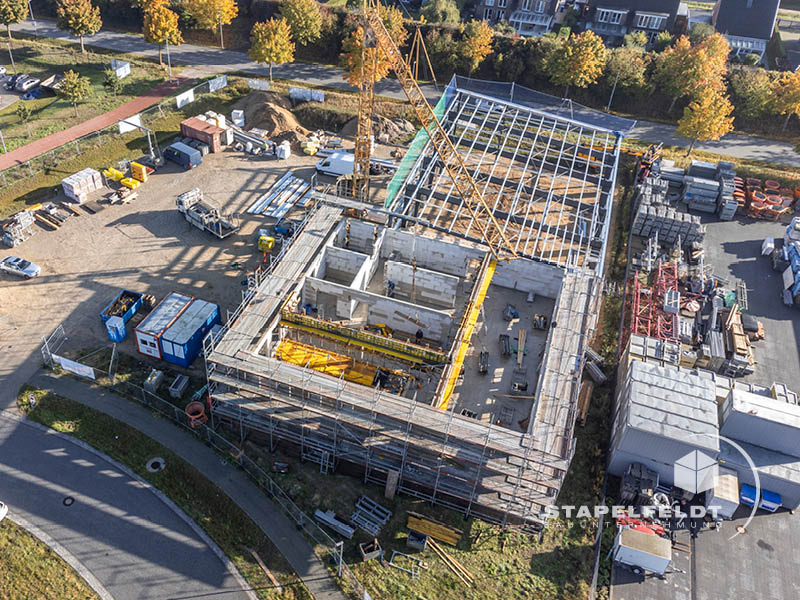 Neubau Gewerbegebiet Nord Leibnizstraße Halle & Verwaltungsgebäude | Baustelle Hallenbau Industriebau | Bauunternehmen Stapelfeldt Bauunternehmung Geesthacht