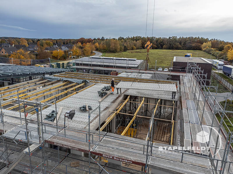 Neubau Gewerbegebiet Nord Leibnizstraße Halle & Verwaltungsgebäude | Baustelle Hallenbau Industriebau | Bauunternehmen Stapelfeldt Bauunternehmung Geesthacht