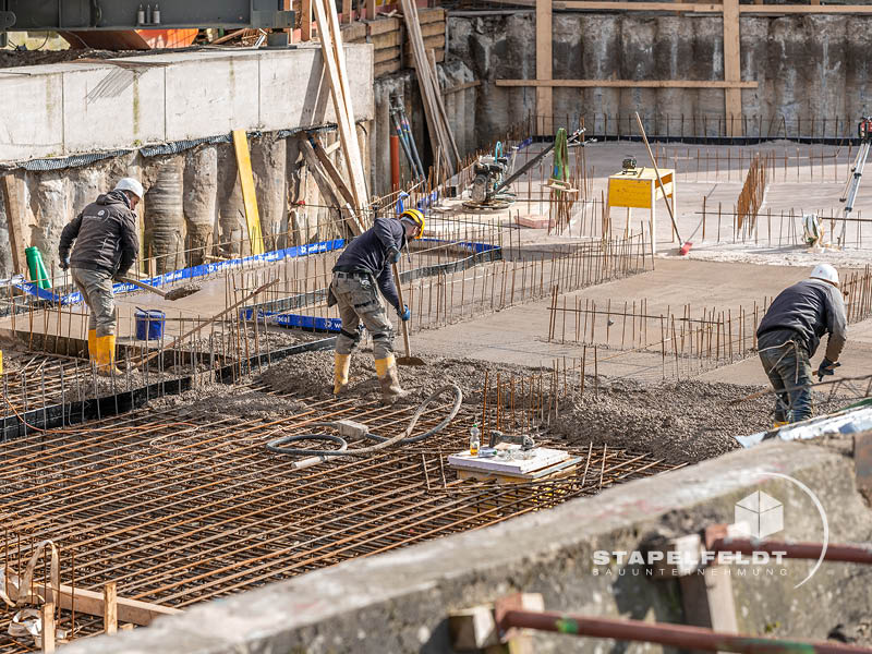 Bauunternehmen für privaten Wohnbau in Hamburg Bergedorf | Stapelfeldt Bauunternehmung Geesthacht | Neubau Mehrfamilienhaus Wohnungsbau Rohbau Baustelle Bauunternehmer
