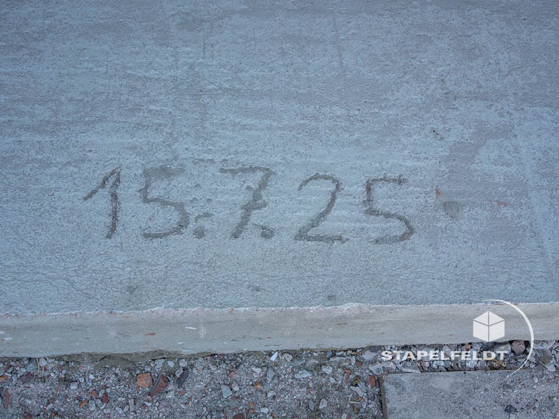 Botenplatte betonieren | Bauunternehmen für Sanierung Rundbogenfenster im Klinkermauerwerk | Scheune Hamburg Bergedorf Vier- und Marschlande | Stapelfeldt Bauunternehmung Geesthacht